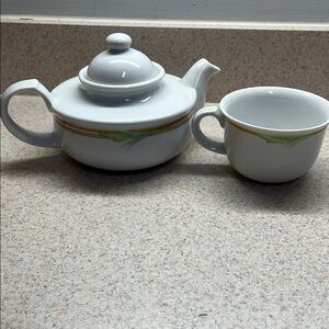 Vintage Toscany CollectionWhite and Green Ceramic Tea Set